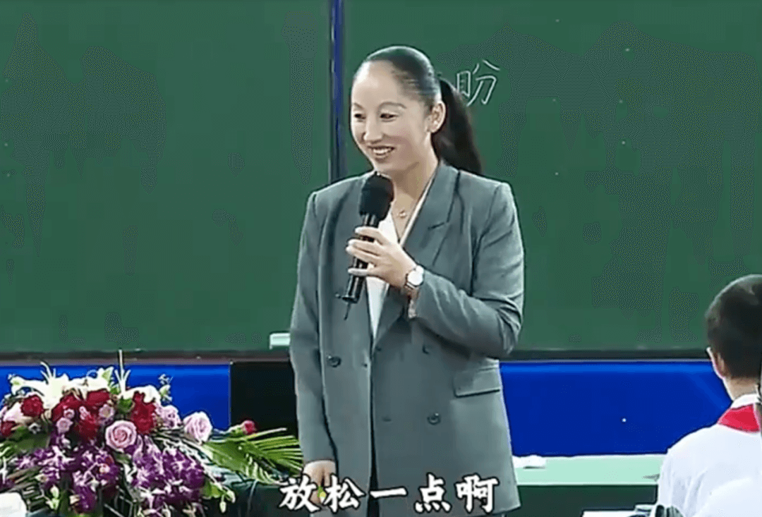 在职教师：不代课，带货-黑板洞察